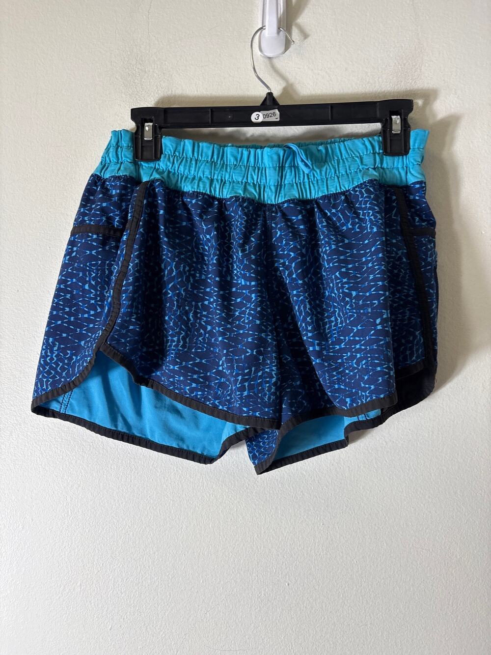 Lululemon Blue Patterened Athletic Shorts Sz 10